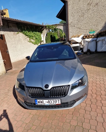 Skoda Superb cena 128000 przebieg: 96400, rok produkcji 2019 z Kobyłka małe 326